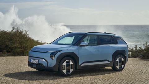 kia-ev3-baseline-frost-blue-static-digital-1920x1080-006