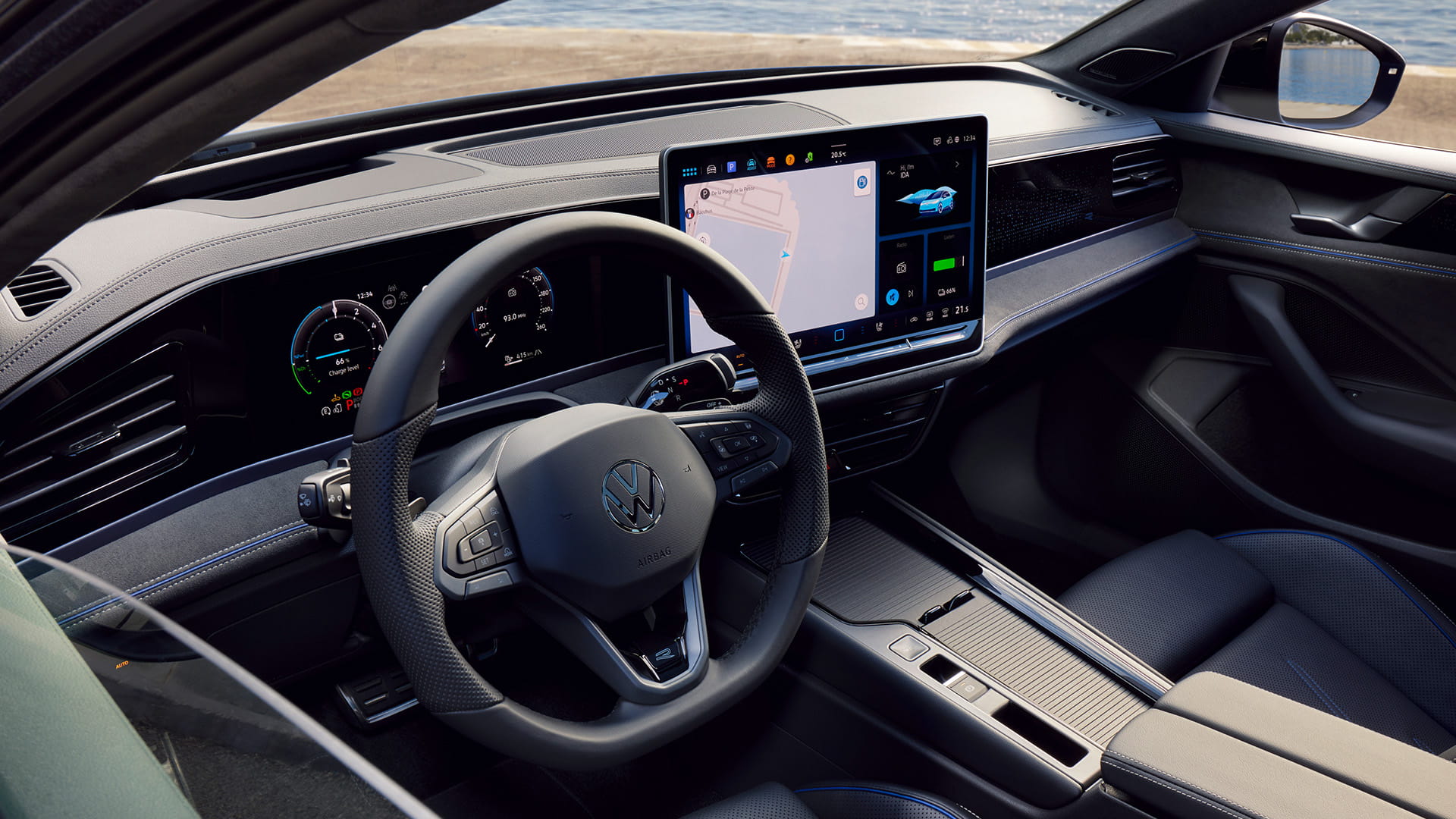 Passat-hybrid-4