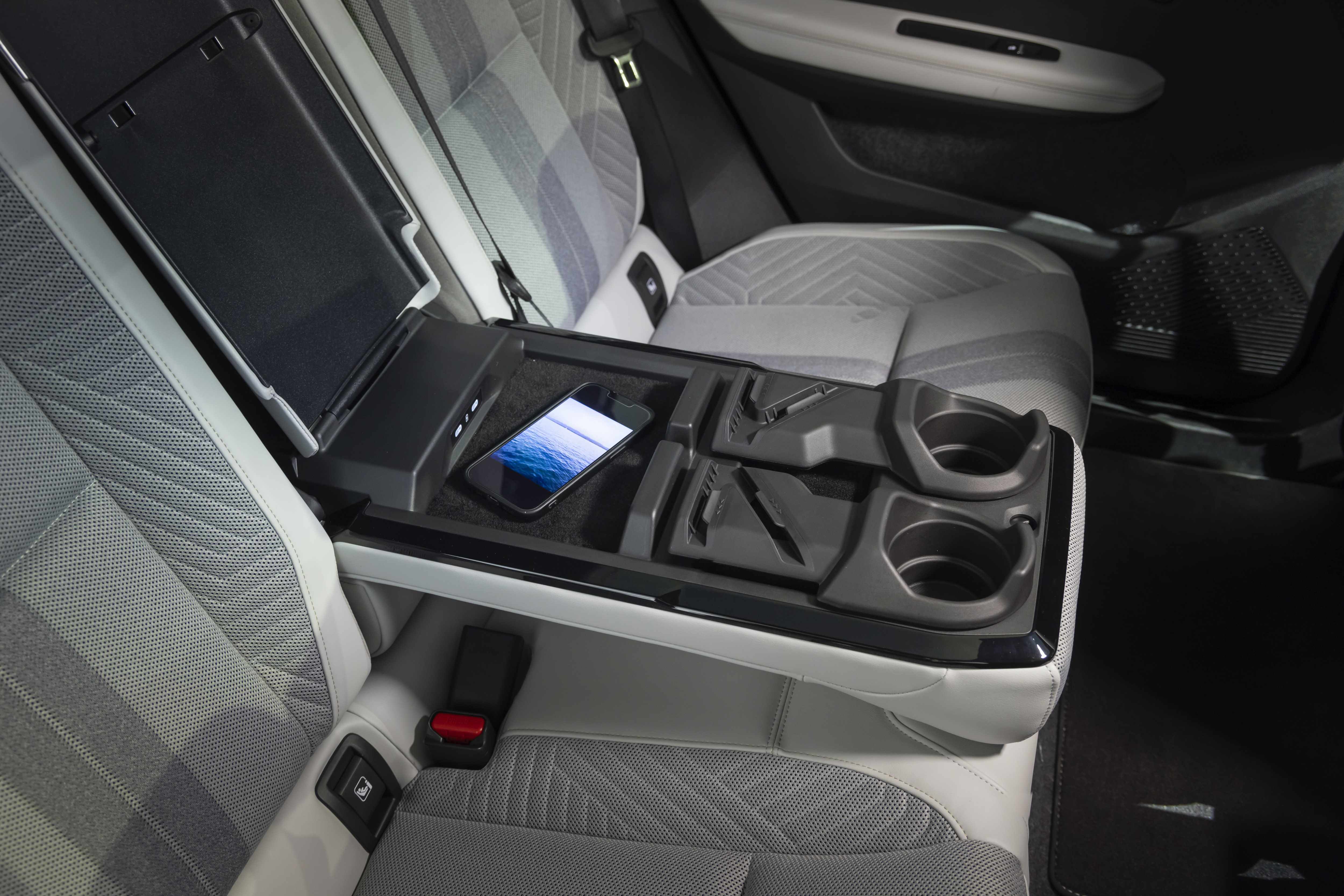 All-new Renault Scnic E-Tech electric - Iconic Version-2