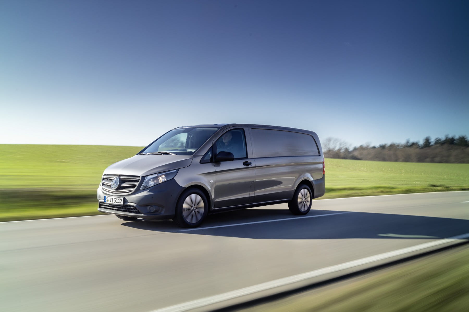 mercedes-vito-lcv-showroom