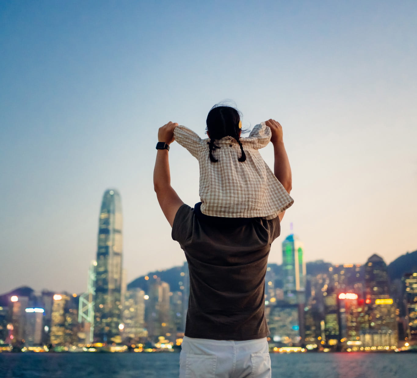 ZipperHongKongskyline2x