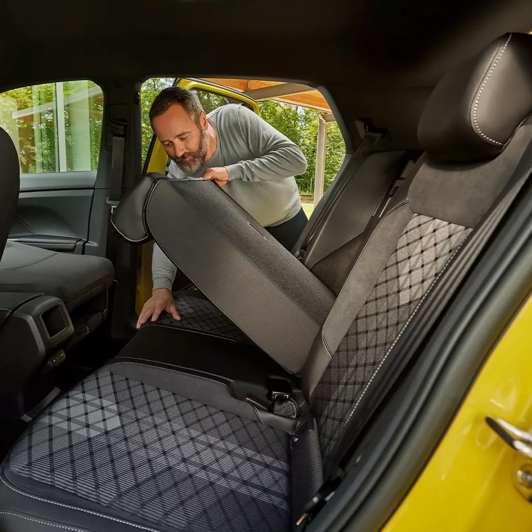 t-cross back seat