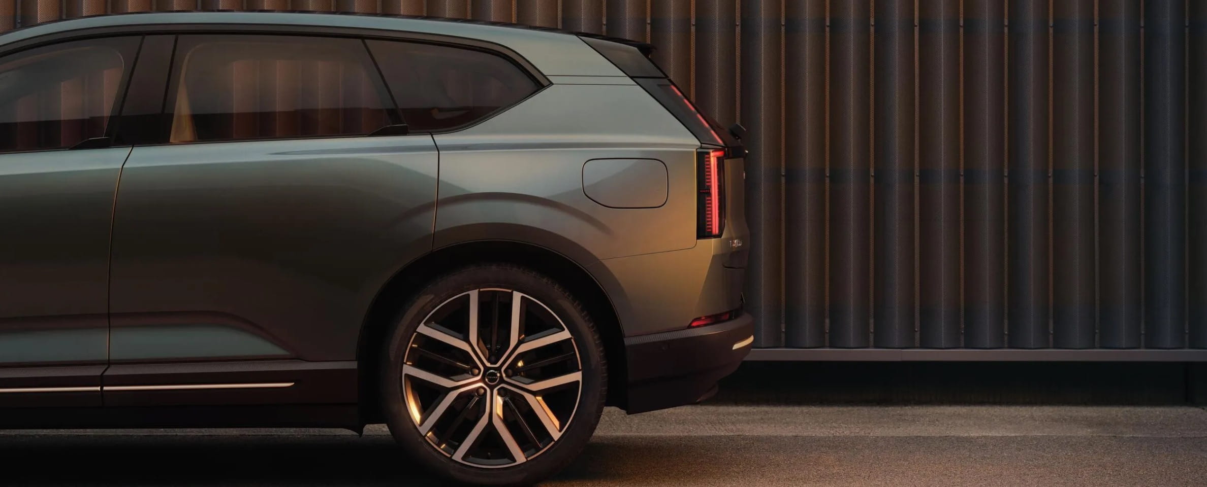 Video banner Volvo EX60
