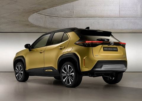 Toyota Yaris Cross traseira